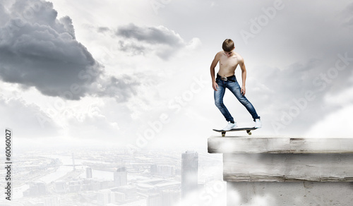 Foto-Fahne - Teenager on skateboard (von Sergey Nivens)