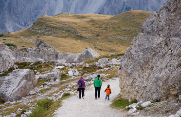 Sticker - Wanderer in den Sextener  Dolomiten - Alpen