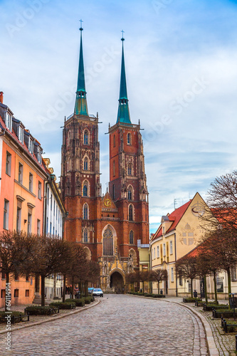 Board z aluminiowym obramowaniem Wrocław stara panorama miasta