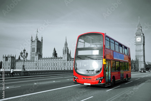 Board z aluminiowym obramowaniem Autobus w Londynie