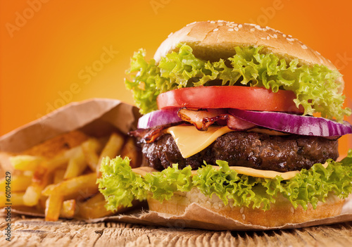 Tapeta ścienna Świeży hamburger