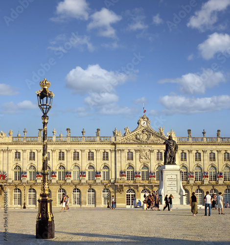 Board z aluminiowym obramowaniem Ratusz na placu stanislas w Nancy, Francja, unesco wh