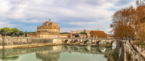 Fotoboard na płycie Sant angelo zamek i most w rzymie, italia.
