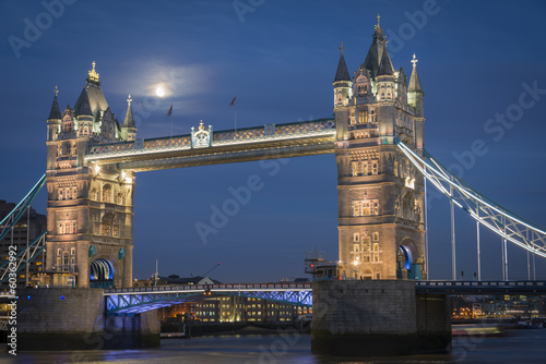 Naklejka samoprzylepna Tower Bridge Londyn