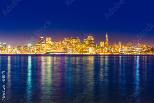 Obraz na płótnie canvas czteroczęściowy "tetraptyk" San francisco sunset skyline california bay odbicie wody