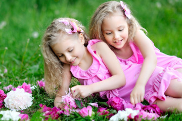 Wall Mural - portrait of two twins with peonies