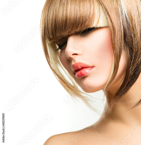 Beautiful Fashion Woman Hairstyle For Short Hair Fringe Haircut