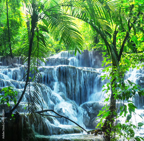 Naklejka - mata magnetyczna na lodówkę Waterfall in Mexico