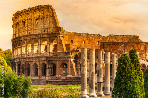 Naklejka dekoracyjna The Majestic Coliseum, Rome, Italy.