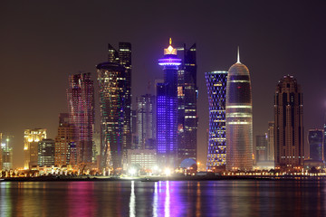 Fototapete - Doha downtown skyline at night. Qatar, Middle East
