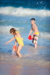 Poster - Two kids at beach