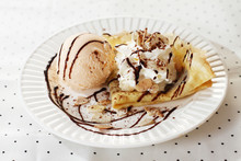 Ice Cream With Crepe