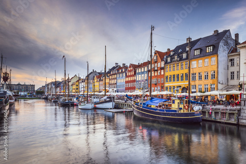 Nowoczesny obraz na płótnie Copenhagen, Denmark at Nyhavn Canal