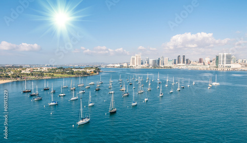 Plakat na papierze fotorealistycznym Panoramę San diego i nabrzeża