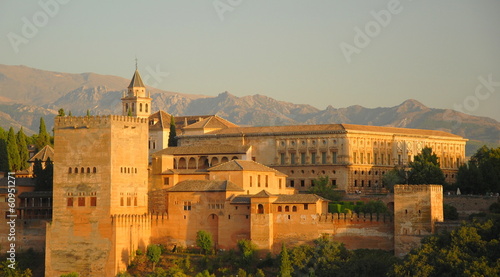 Board z aluminiowym obramowaniem Alhambra z Granady, Hiszpania