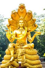 Wisnu Statue In Huai Tueng Thao Reservoir Park, Chiangmai , Thai