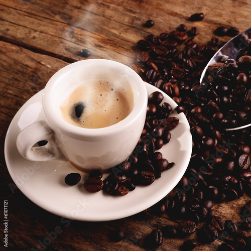 Board z aluminiowym obramowaniem Gorąca kawa espresso