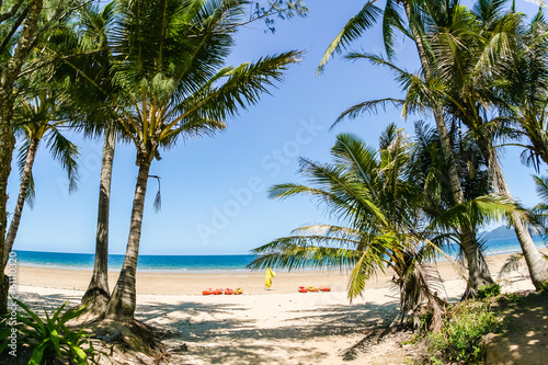 Board z aluminiowym obramowaniem Plaża palmy kajaki zwrotniki ocean