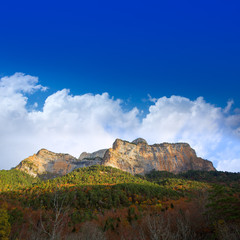 Wall Mural - Mondarruego Galinero Tozal de Mayo Pyrenees Valle de Ordesa