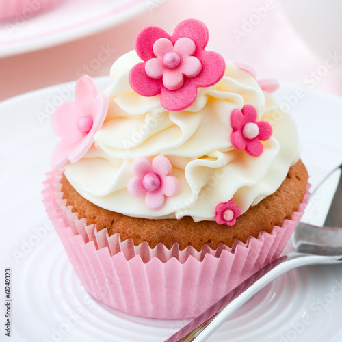 Board z aluminiowym obramowaniem Kwiat cupcake