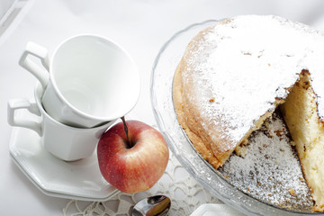 Wall Mural - Torta di mele con mele fresche