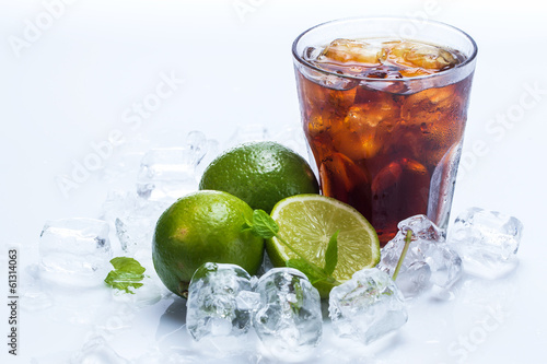 Naklejka - mata magnetyczna na lodówkę Fresh cocktail with cola drink and lime