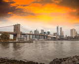 Fototapeta Nowy Jork - Brooklyn Bridge and Manhattan skyline