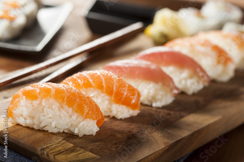 Tapeta ścienna Zdrowe japońskie sushi nigiri