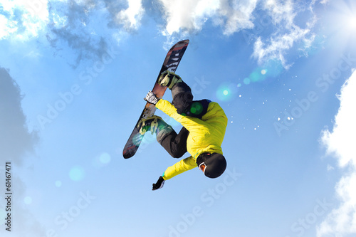 Board z aluminiowym obramowaniem Snowboard