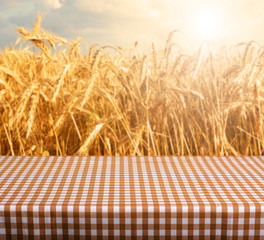 Canvas Print - empty table