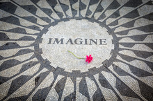 Imagine Sign In New York Central Park, John Lennon Memorial