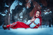 © Hihitetlin - Русская девушка в лесу