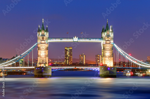 Naklejka samoprzylepna Tower Bridge w Londynie, Wielka Brytania