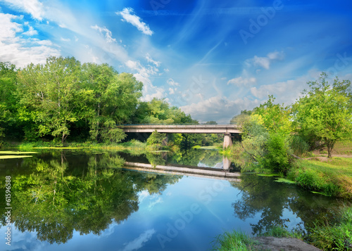 Plakat na papierze fotorealistycznym Most nad cichą rzeką