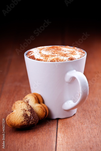 Obraz na płótnie canvas dwuczęściowy "dyptyk" Ciasteczka cappuccino i serca