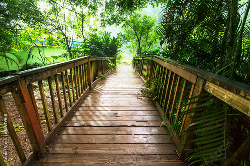 Board z aluminiowym obramowaniem Promenada