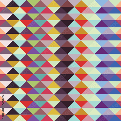Board z aluminiowym obramowaniem Kolorowy wzór geometrycznych kształtów trójkątów.