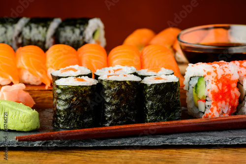 Tapeta ścienna Mieszany talerz sushi
