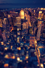 Fototapete - New York Manhattan at night with soft focus