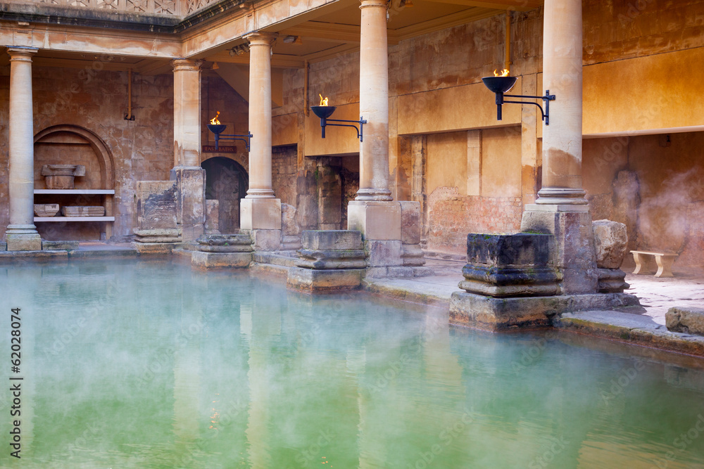 Main Pool in the Roman Baths in Bath, UK - obrazy, fototapety, plakaty 
