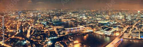Obraz w ramie Panorama Londynu podczas nocy