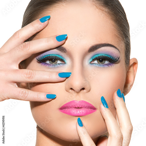 Obraz w ramie Beautiful girl with colorful makeup
