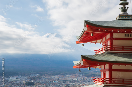 Naklejka samoprzylepna Czerwona pagoda z górskim fuji