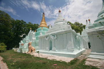 Canvas Print - Budda temple