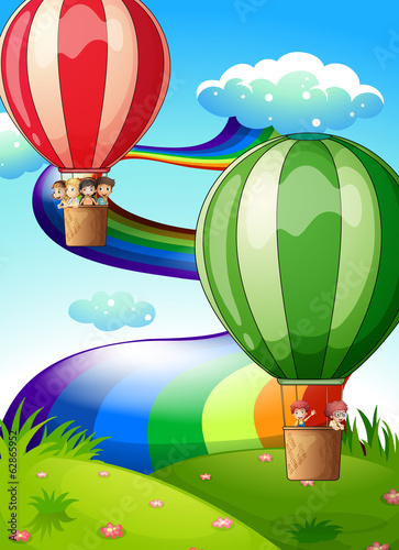 Obraz na płótnie canvas Pływające balony z dziećmi