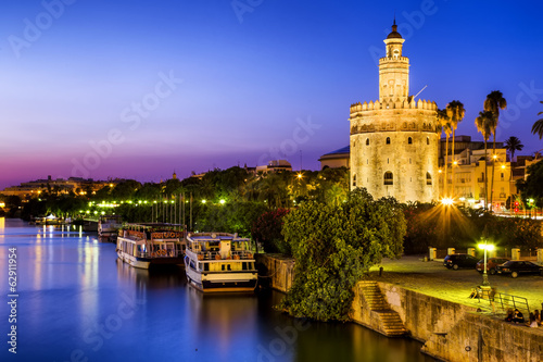 Tapeta ścienna Widok z? otej wie? y (torre del oro) Sewilli, andaluzja, hiszpania