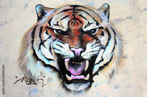 Tapeta ścienna na wymiar Brüllender Tiger Graffiti