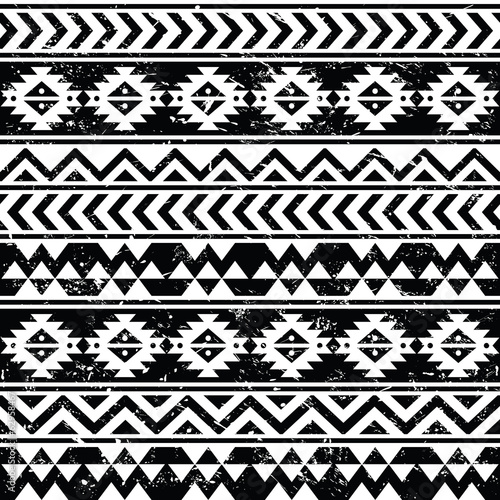 Board z aluminiowym obramowaniem Aztec plemiennych bezszwowe grunge biały wzór na czarnym tle