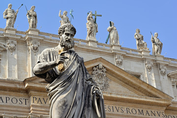 statue of st. peter, st. peter's square, vatican, rome