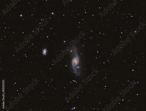 Naklejka samoprzylepna Ngc3718 wypaczona galaktyka spiralna w ursa major